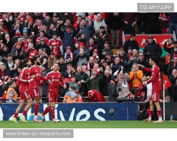 曼联传球环节被打磨：中前场组合的传球流畅性明显提升