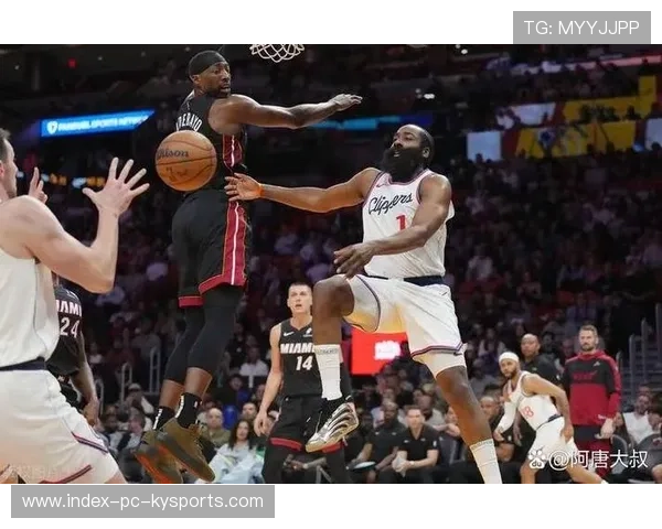 热火依靠巴特勒稳定杀伤,主场气势旺盛 热火依靠巴特勒稳定杀伤,主场气势旺盛